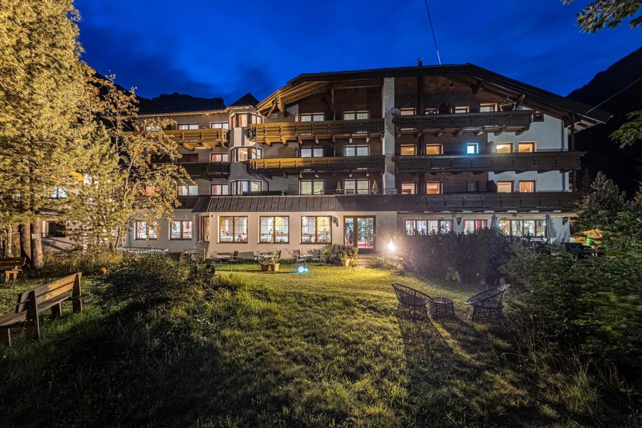 Hotel Gletscherblick 4*